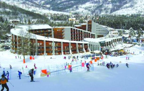 Bardonecchia, 80 profughi all'hotel Rivè