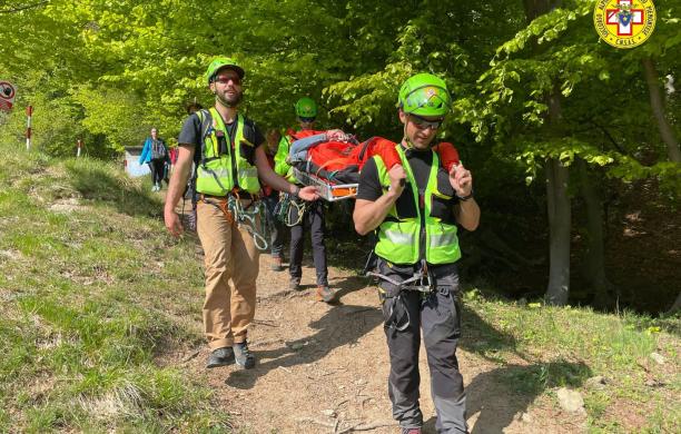 Condove: escursionista ruzzola in una scarpata