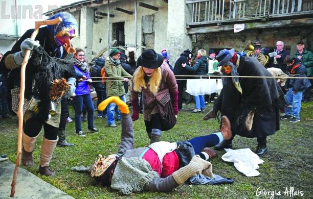 Barbuire, il ritorno: a Condove l’antico Carnevale veste la primavera