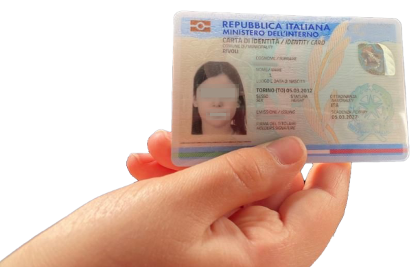 Doppio cognome: il diritto di dare ai figli anche quello della mamma