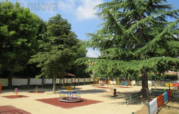Giaveno, due baby pusher fermati al parco