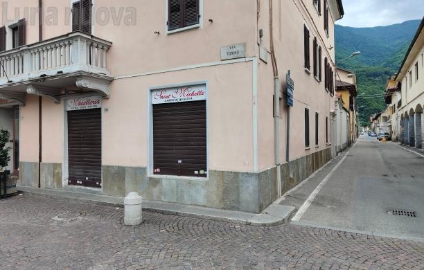 S.Antonino, la protesta del commercio: «I lavori di via Torino ci uccideranno»