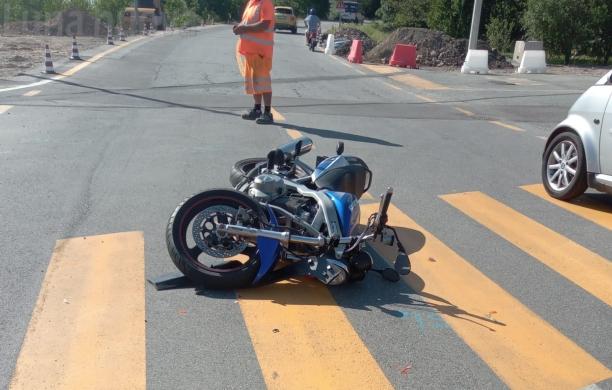 Villardora, scontro moto-auto: una donna ferita