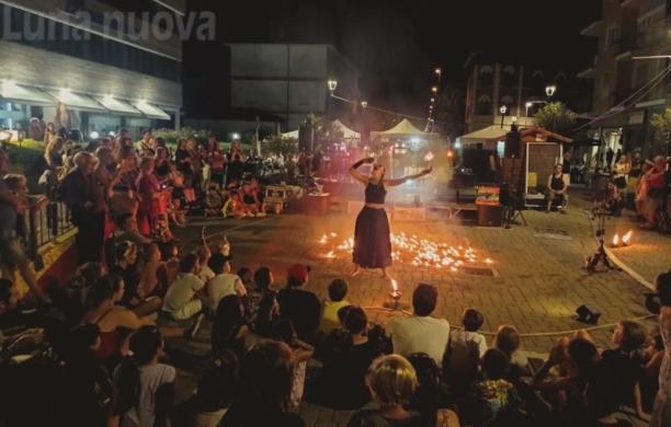 Tutti in piazzetta per Meravigliana