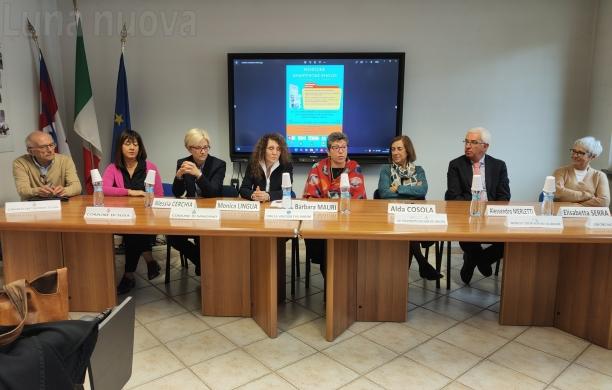 "Missione smartphone" per i senior: come cavarsela nell'era digitale