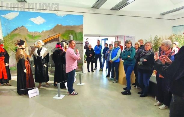 Il costume di Venaus in mostra con le savoiarde a Chambery