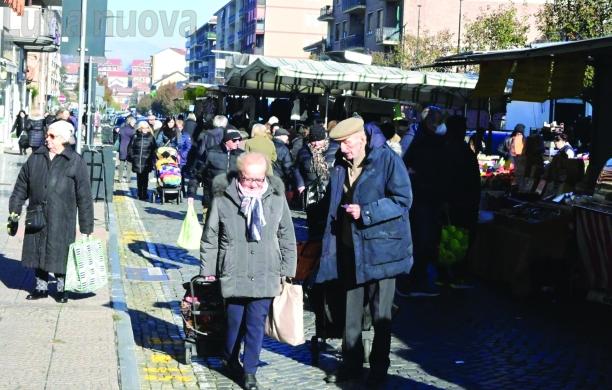 Rivoli,  buona la prima per la nuova veste del mercato