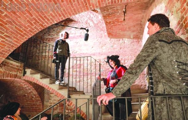 Rivoli, a Borgonuovo tra teatro, streaming e schermo