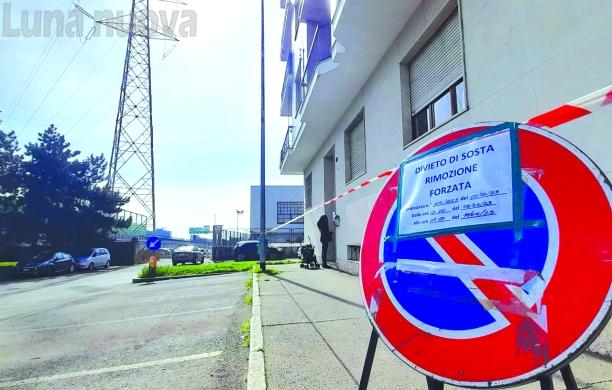 Rivoli, via i tralicci: tangenziale chiusa per una settimana