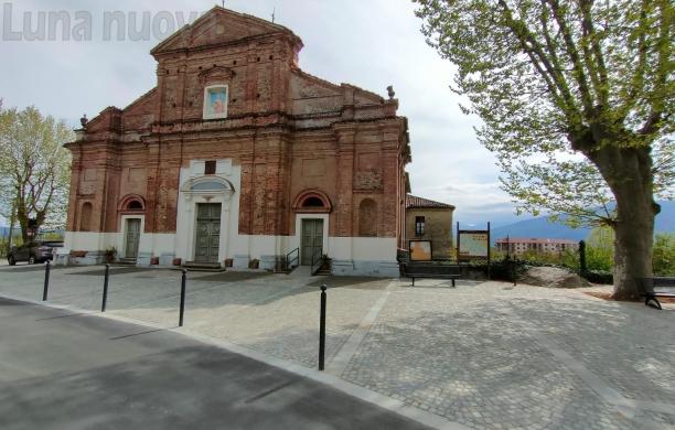 Croce pericolante, chiesa di Rivera vietata