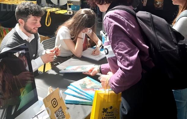 Il fumetto sui rifiuti in zona ovest a Torino Comics