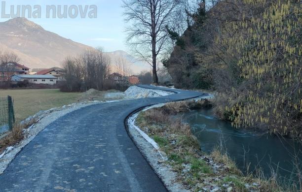 Ciclovia Francigena: il taglio del nastro per il primo tratto