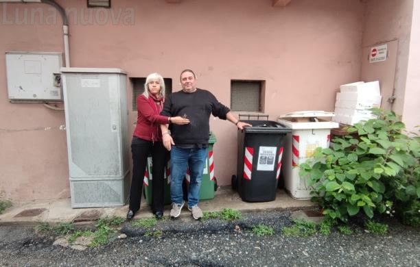 Reano, la signora ‘ostaggio’ delle puzze