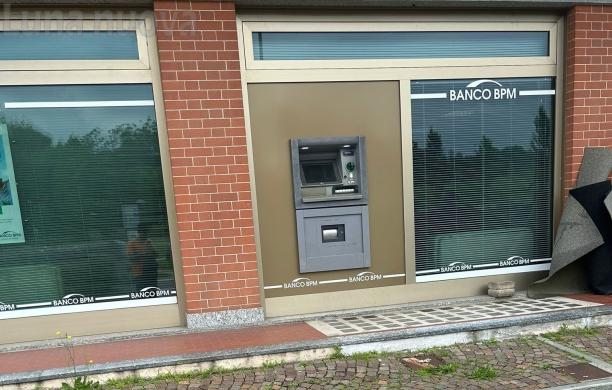 Avigliana: ladri nella notte al Banco Bpm di corso Laghi