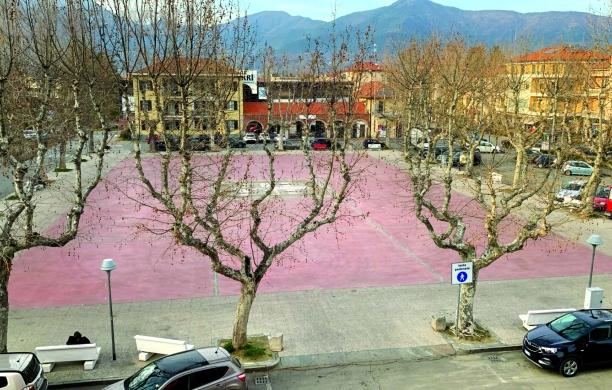 Avigliana, in piazza del Popolo lavori da settembre: paura per i parcheggi