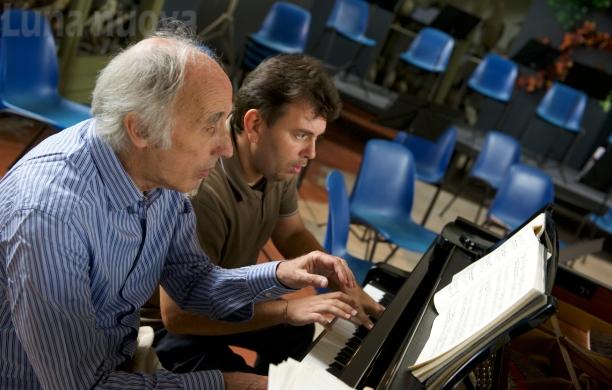 Aprono la rassegna il pianista Bruno Canino e il maestro Roberto Issoglio, sabato 9 settembre