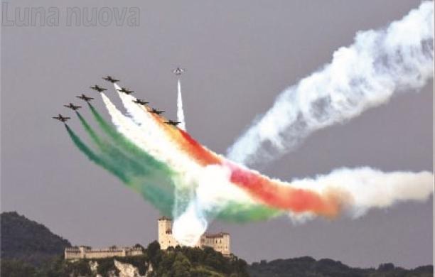 Collegno, già 85mila spettatori per le Frecce Tricolori