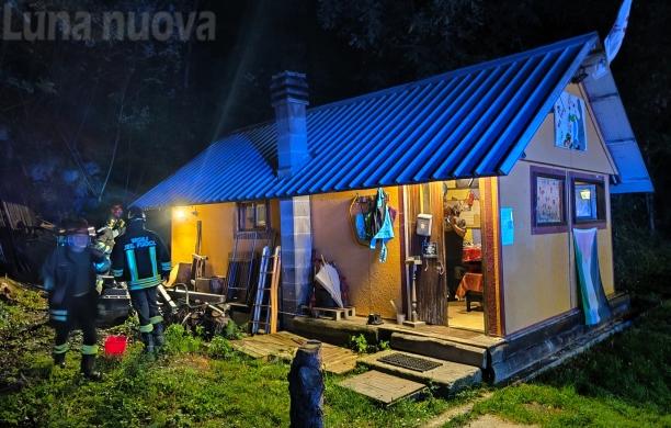 Vaie, principio d’incendio al presidio No Tav: l’incubo che ritorna