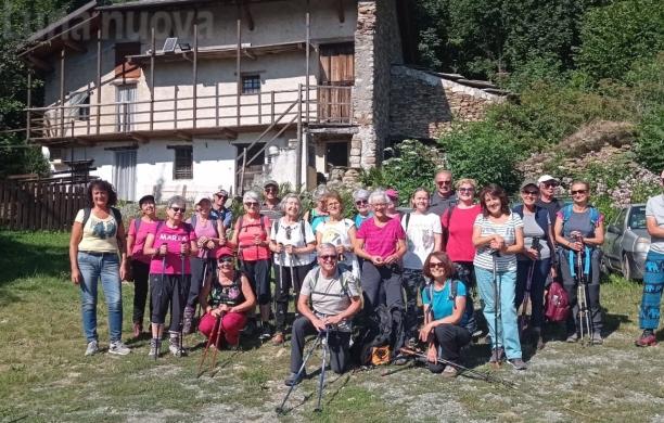 Giaveno, i gruppi di cammino: salute e svago