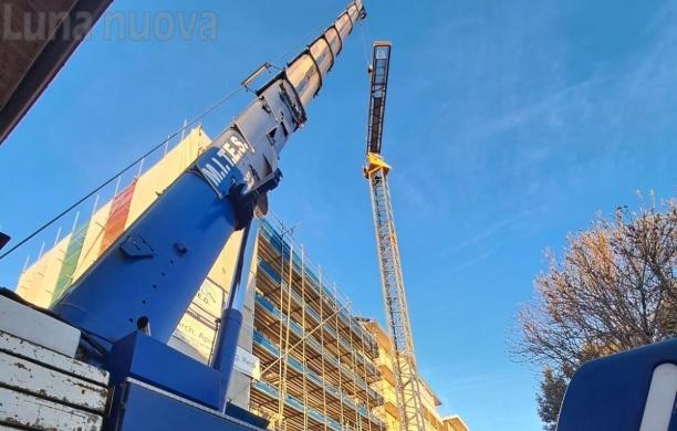 Rivoli, muore dopo un volo di venti metri