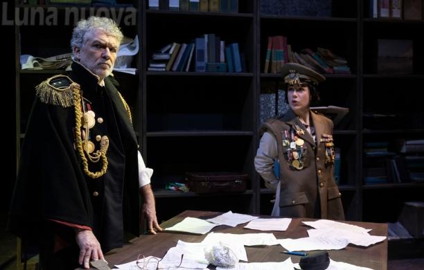 Gioele Dix e racconti di Dino Buzzati