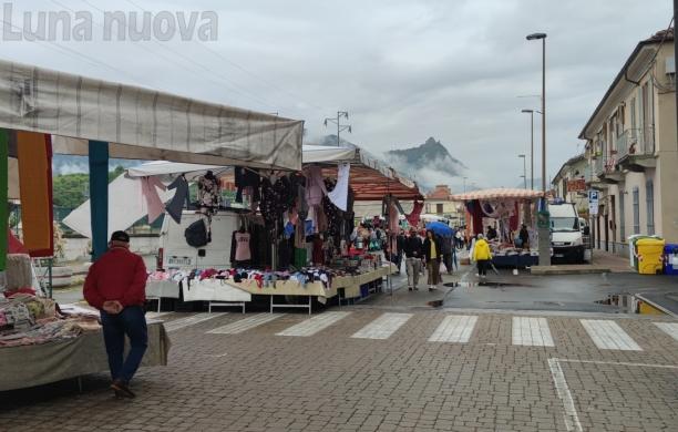 Avigliana, mercato in corso Torino dal 2 maggio