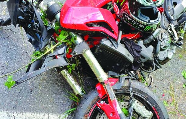 Avigliana: gommista torinese muore con la moto contro un albero