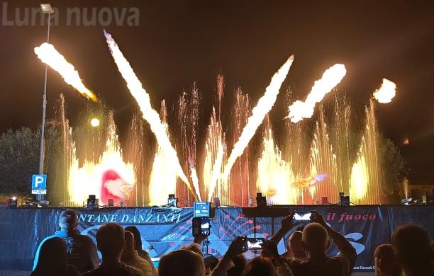 Rivoli, dopo il benessere, ecco le fontane luminose