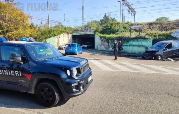 Avigliana, incidente sulla rotonda, traffico in tilt 