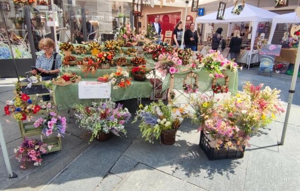 Giaveno, ‘Maggionatura’ colora tutta la città
