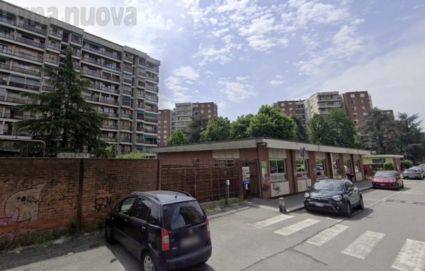 Grugliasco, rapinato e trascinato in strada: anziano grave al Cto