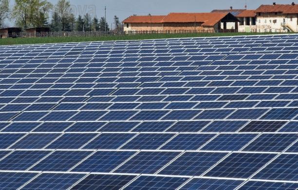 Stop fotovoltaico a terra sui campi agricoli