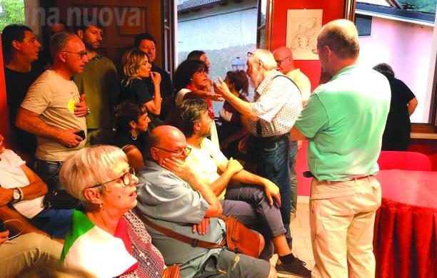 S.Giorio: «Via i fascisti», Consiglio sospeso