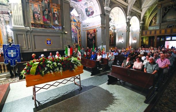 Avigliana, l’addio della città a Elio Pereno, il partigiano Yoyo
