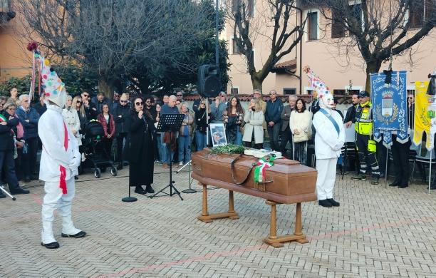 Vaie: i tanti "mondi" di Lionello intorno a lui