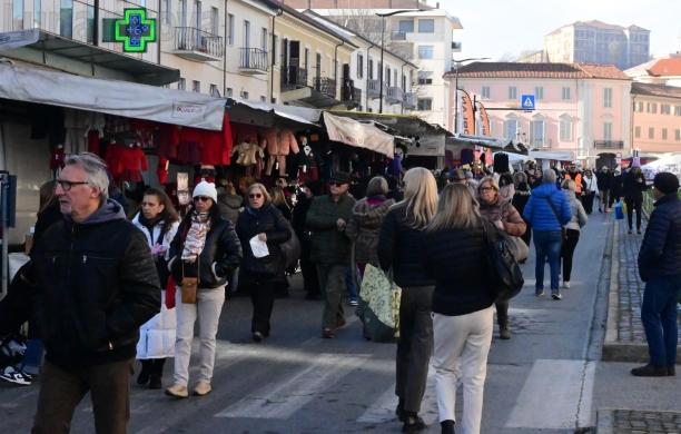 Rivoli, Fiera di Santa Caterina baciata dal sole