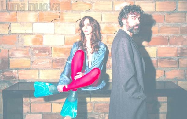 Avigliana, la coppia secondo Caterina Guzzanti