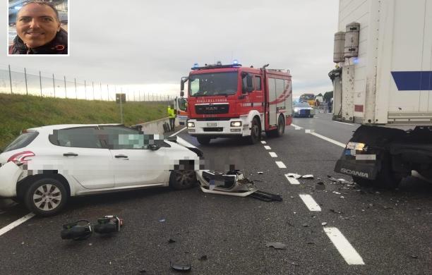 Collegno, schianto contro un tir sulla Torino-Savona