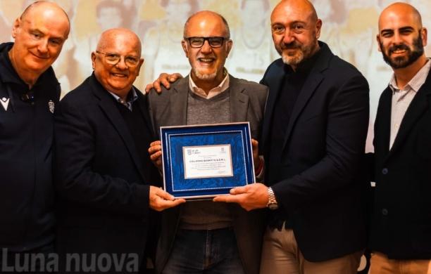 Collegno, festa per i 50 anni sotto canestro