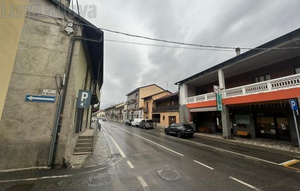 Dramma a Borgone: anziano muore dopo un malore in strada