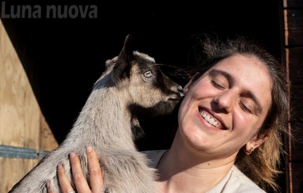 Avigliana, le pastore ritratte da Valeria Fioranti sono ‘Donne forti’