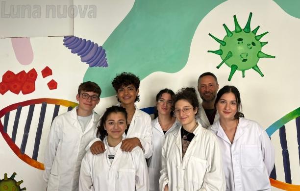 Rivoli, Enrico porta ancora il Darwin alle finali di chimica