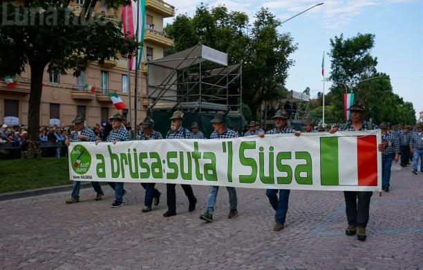 Cinquencento alpini valsusini a Biella