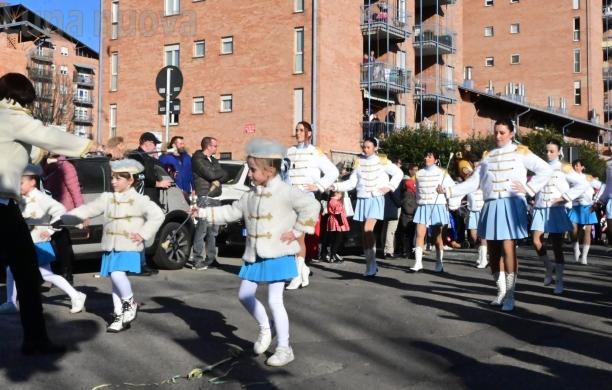Rivoli, le Majorettes festeggiano le nozze d'oro