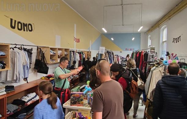 Condove: nei locali ex Monce apre il "tempio del riuso"