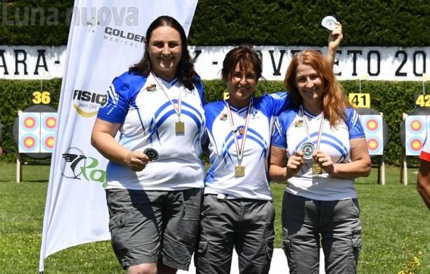 Arcieri delle Alpi Rivoli a segno: quattro titoli agli italiani Targa
