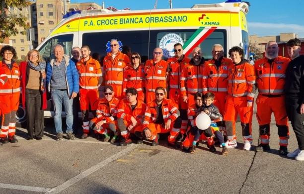Orbassano, festa e nuovi mezzi per i 45 anni della Croce Bianca