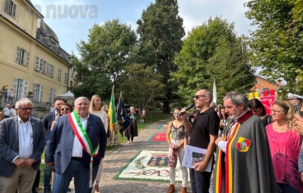 Pianezza e Noto unite dall'Infiorata del Palio