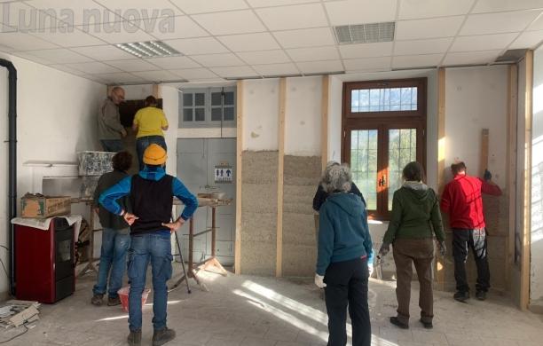 Una scuola all'Inverso per costruire con la canapa