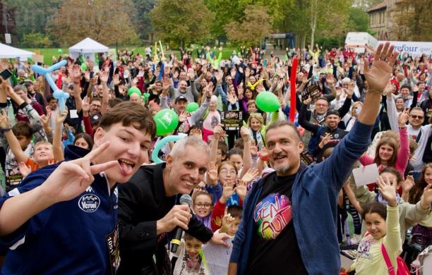 Collegno, in 1200 al parco Dalla Chiesa per l'autismo